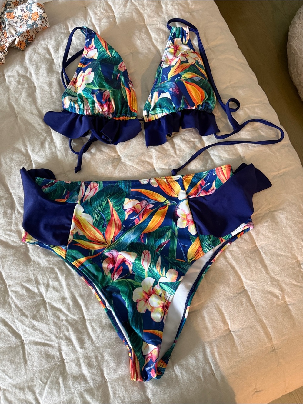 Womens Tropical Floral Ruffle Bikini Set - Navy & Multicolor